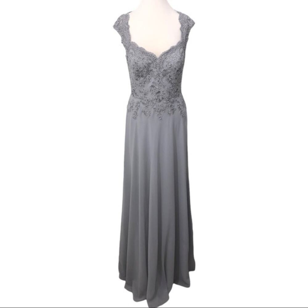 La Femme Silver Crepe Chiffon Embellished Bodice Gown 8 Style 23286 - Picture 4 of 9